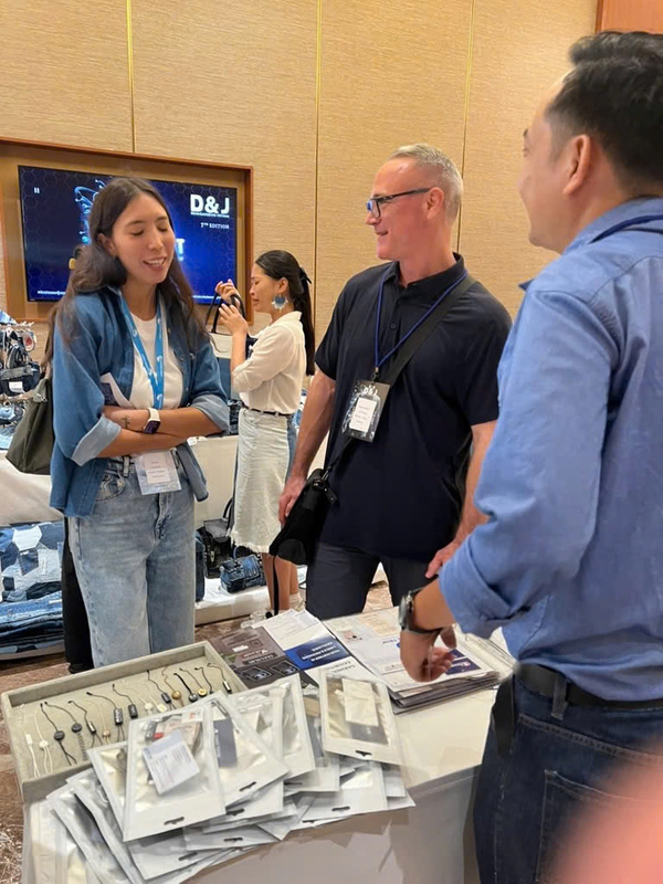 Hình ảnh hoạt động và đội ngũ - Phụ Liệu May Mặc Jang Trim  - Công ty TNHH Jang Trim